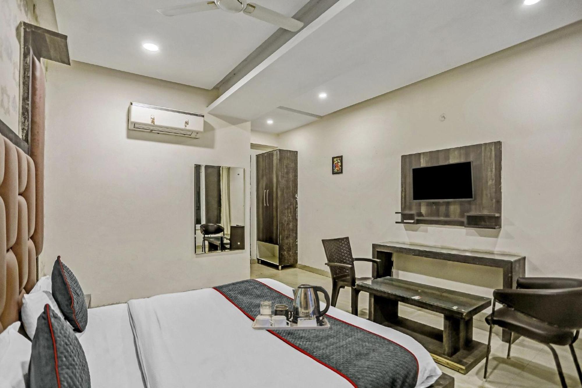 Townhouse 22956 Hotel Grand Residency Delhi  Eksteriør bilde