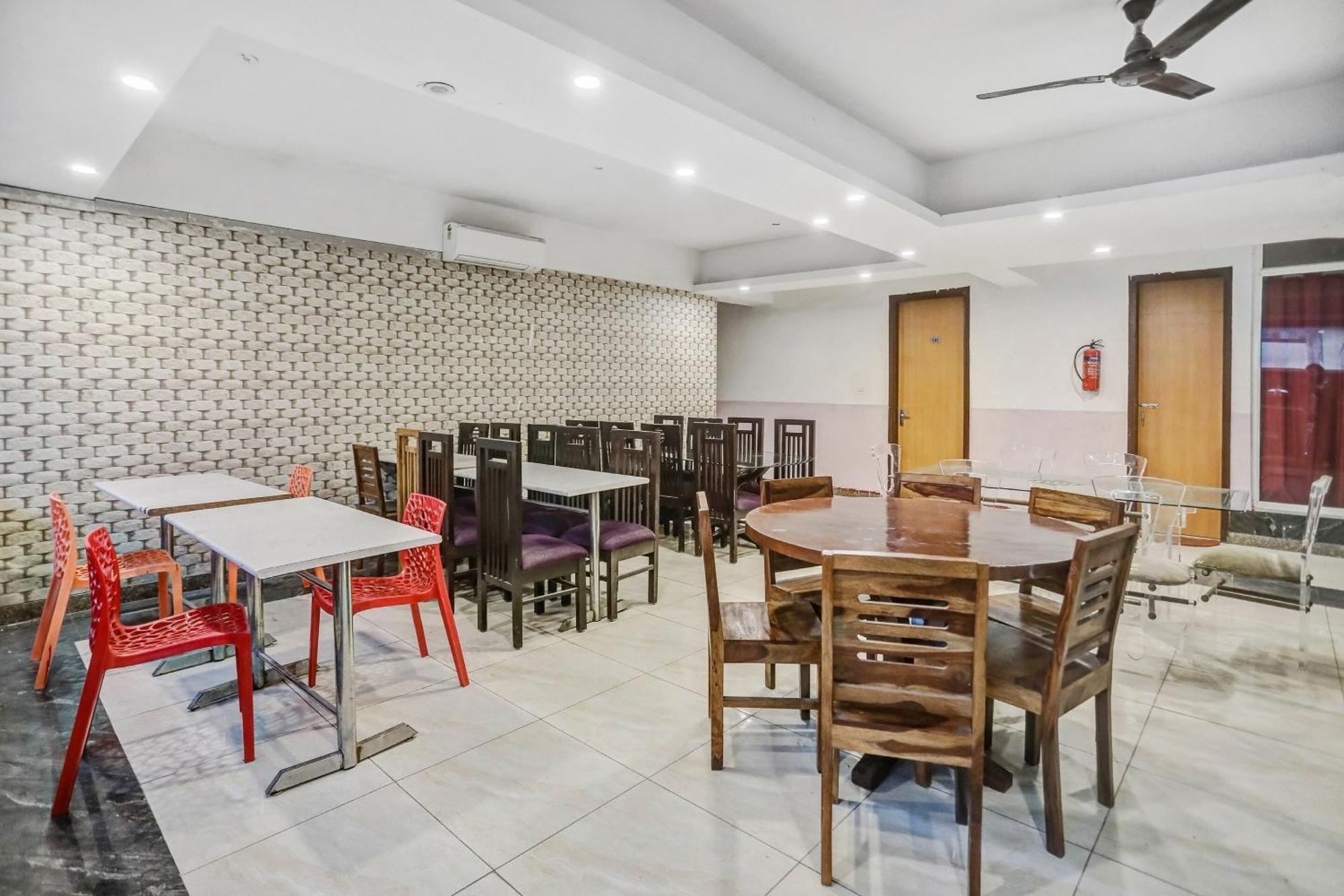 Townhouse 22956 Hotel Grand Residency Delhi  Eksteriør bilde