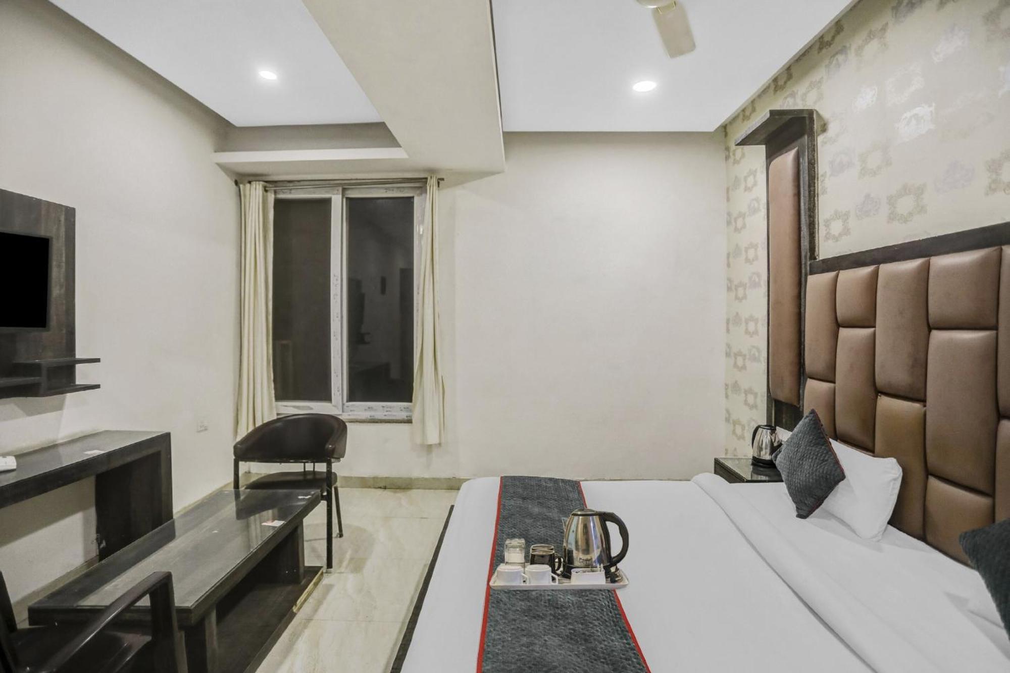 Townhouse 22956 Hotel Grand Residency Delhi  Eksteriør bilde